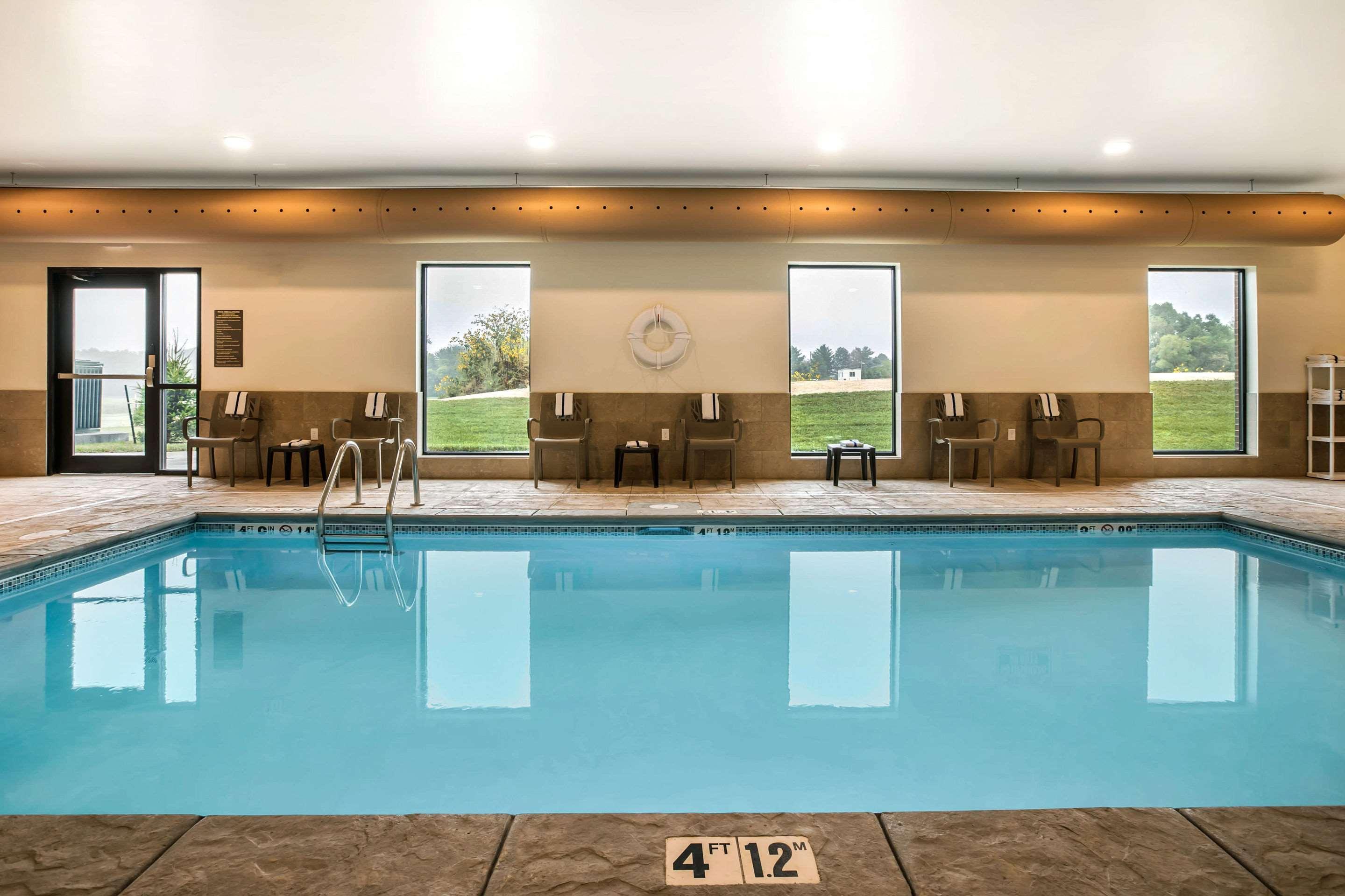 Comfort Inn & Suites Ames Near Isu Campus Екстериор снимка