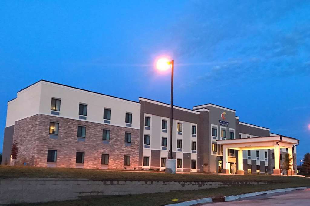 Comfort Inn & Suites Ames Near Isu Campus Екстериор снимка